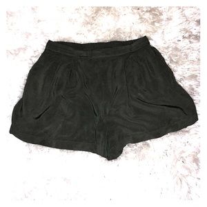 Flowy High Wasted Shorts